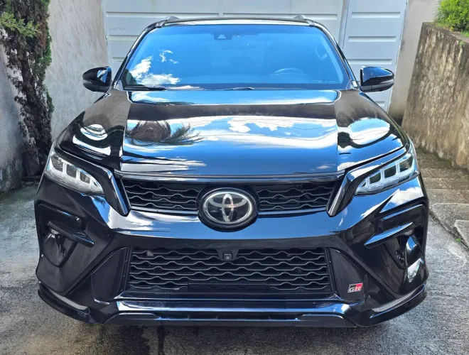 Toyota Hilux SW4 GRS 2.8 TB 4X4 Diesel Aut. 2022