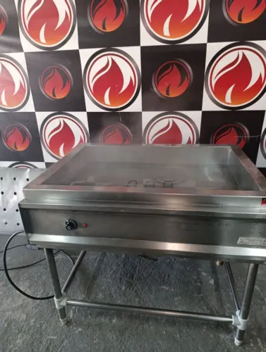 Banho Maria industrial 220 volts usado funcionando perfeitamente todo no aço inox