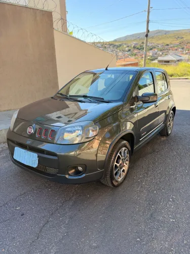 Fiat Uno Sporting 1.4 EVO Fire Flex 8V 4P 2014