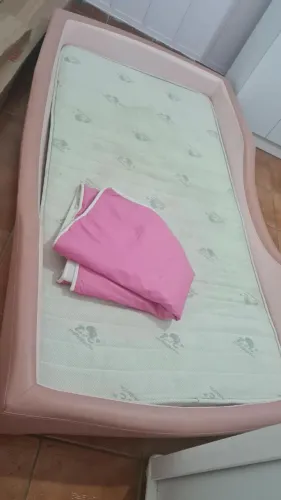 Cama Montessori