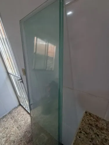Vendo Blindex de quina  