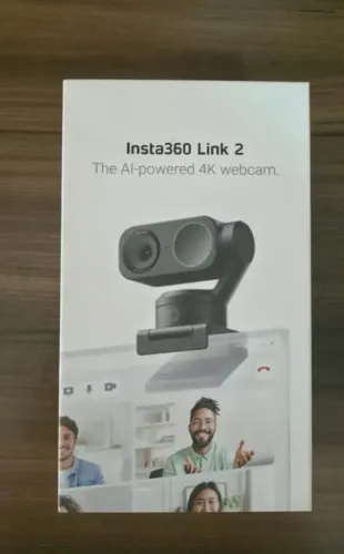 Webcam Insta360 Link 2 4K com Gimbal e Rastreamento IA