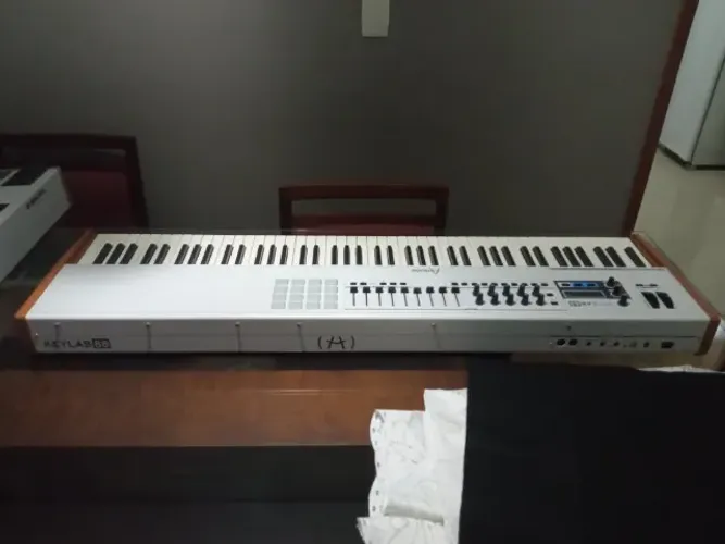 Controlador Arturia Keylab 88