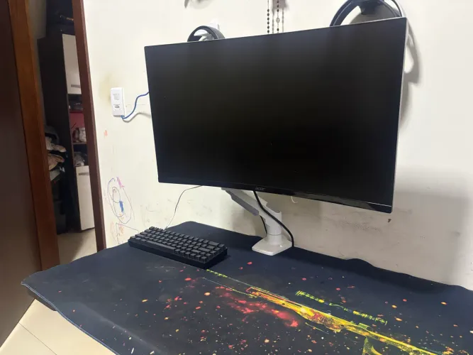 Monitor acer 165 hz 26? + braço articulado