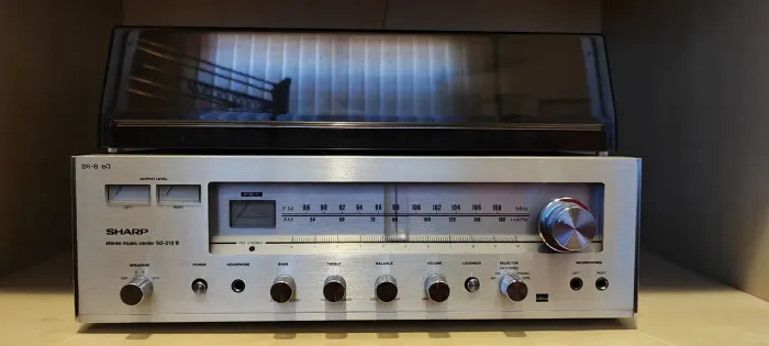Sharp Stereo Music Center SD-210B