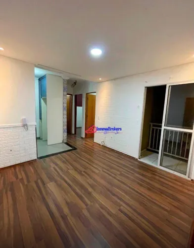 Apartamento com 2 dormitórios à venda, 43 m² por R$ 260.000,00 - Vila Nova Bonsucesso - Gu