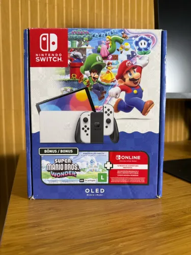 Nintendo Switch OLED Branco + Mario Wonder + Pokémon Arceus