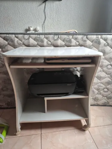 Mesa escrivaninha