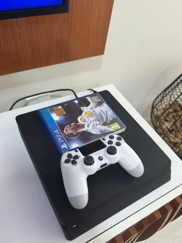Ps4 slim 1tb