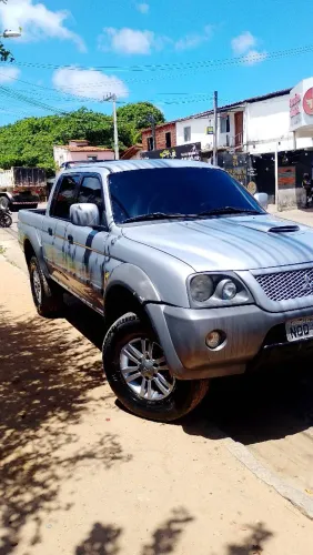 Mitsubishi L200 Outdoor HPE 2.5 4X4 CD T.dies. Mec. 2009