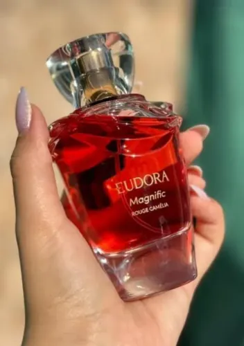  Perfume Magnifc rouge camélia eudora