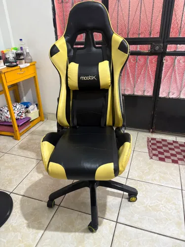 Cadeira Gamer - Usada