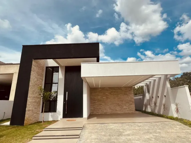 Casa em Lagoa Santa no Condomínio Mariposas