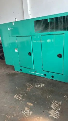 Gerador CUMMINS 115/100 kVA (115kVA/100kVA) 2007