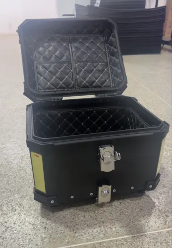 Baú 24L com suporte para NMAX