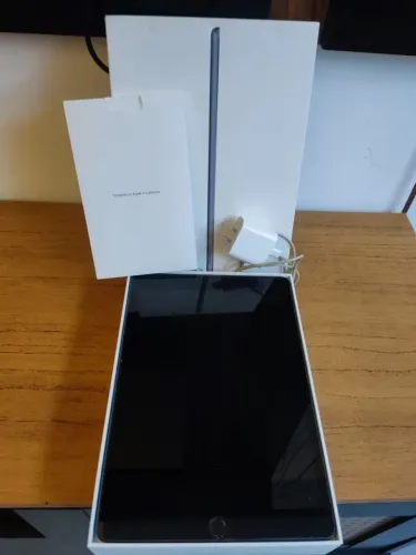 iPad 9 Geração Apple 64GB Wi-Fi + Película + 2 Películas Extras + Caixa