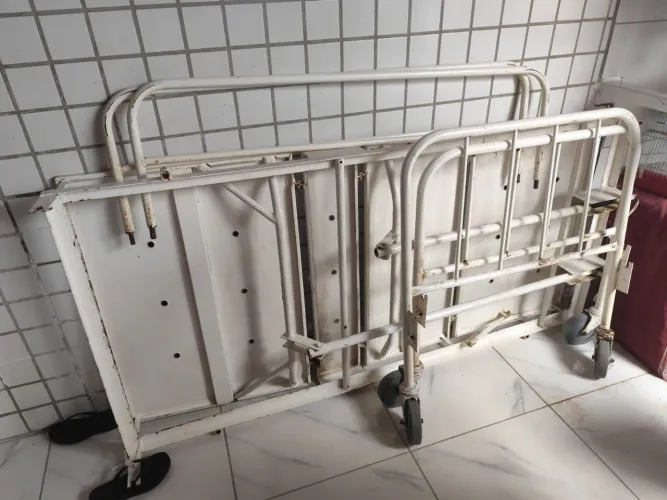 Cama hospitalar