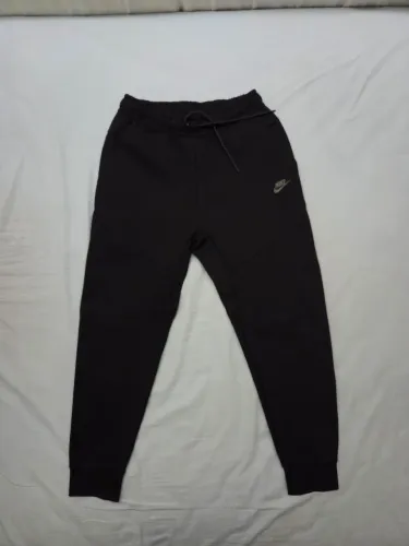 Calça Nike tech fleece