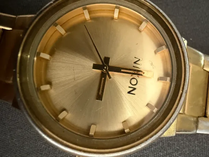 Relógio Nixon cannon gold 