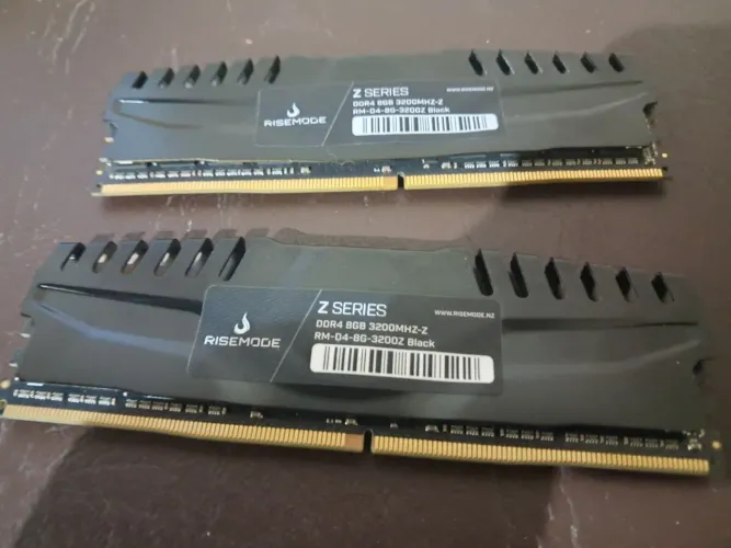 Negociável Memoria ddr4 rise mode 2X8 Z SERIES 3200MHZ