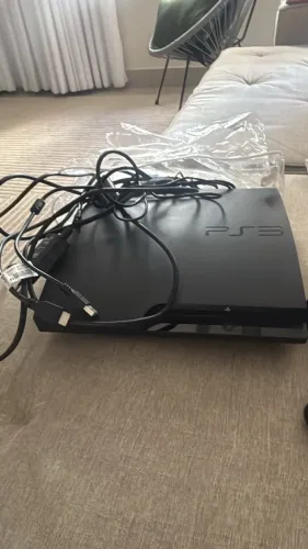 PlayStation 3 (PS3) com cabos - Ótimo para diversão! Vendo PlayStation 3 (PS3