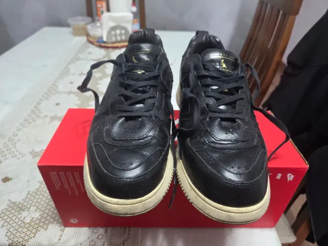 Tenis reserva hero de couro