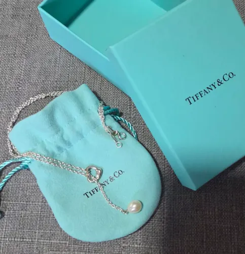 Colar Open Heart em Prata de Lei com Pérolas Tiffany