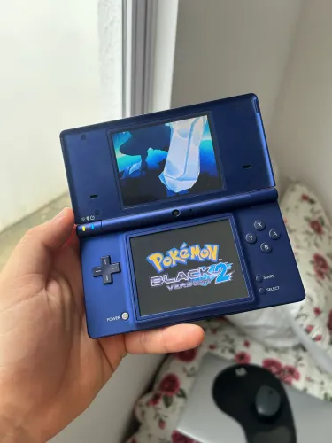 Nintendo DSi Desbloqueado + Cartão 32gb e jogos