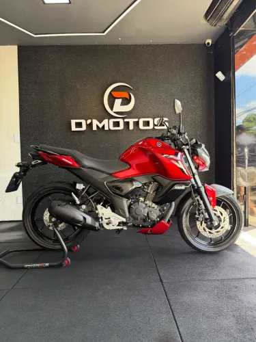 YAMAHA FZ15 - 2026 - 2.000 kms 