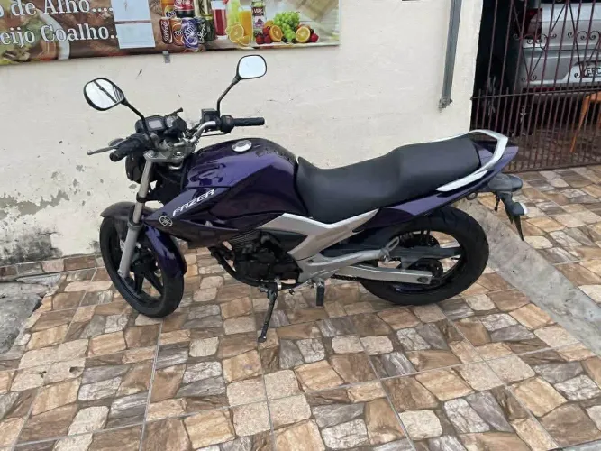 Fazer 250