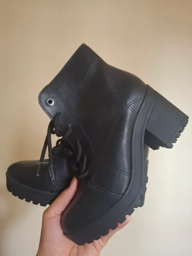 Bota conturno VIAMARTE