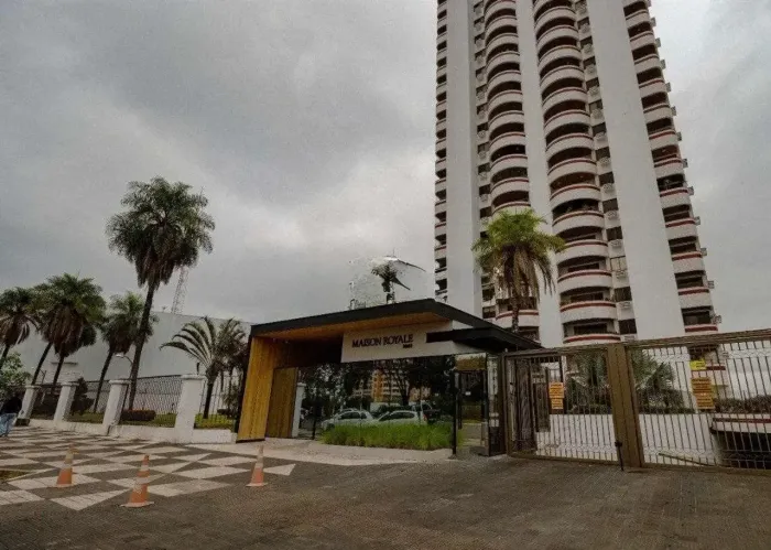 APARTAMENTO 3 QUARTOS 1 SUÍTE, C/ ARMÁRIOS E CHURRASQUEIRA, REGIÃO CENTRO POLÍTICO E SHOP