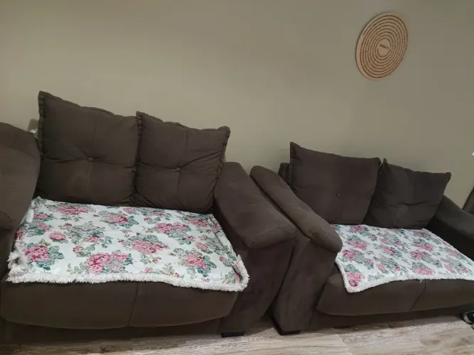 Conjunto de sofá 2 e 3 lugares 