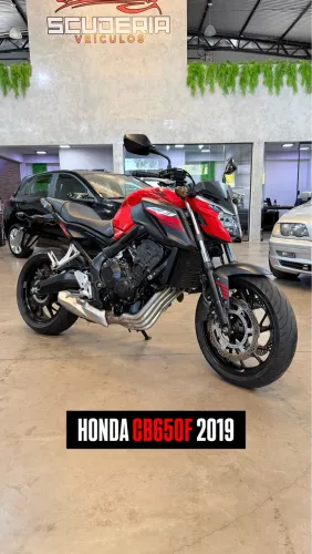Honda CB650F Extra!! Muito nova! Apenas 20 mil km