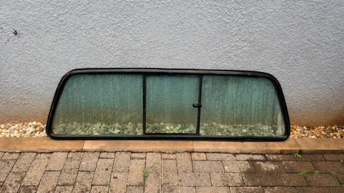 Vidro vigia f250
