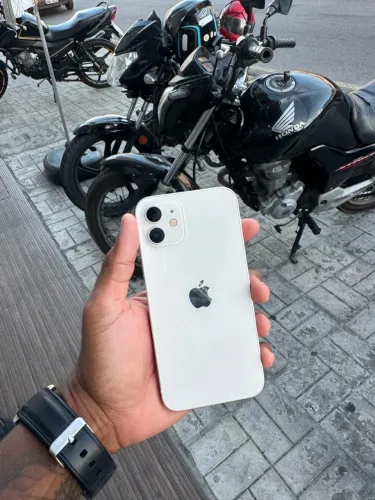 iPhone 12