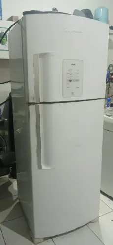 GELADEIRA COM GARANTIA TOTAL.