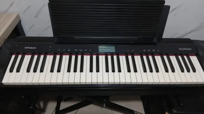 TECLADO MUSICAL - GO PIANO ROLAND