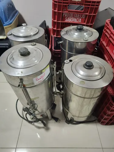 Cafeteiras monarca, no estado!