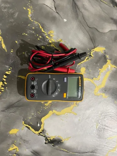 Multimetro digital Fluke