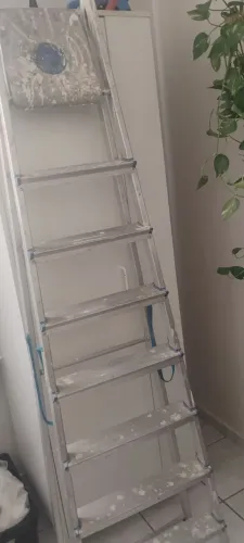 Escada de alumínio 8 degraus