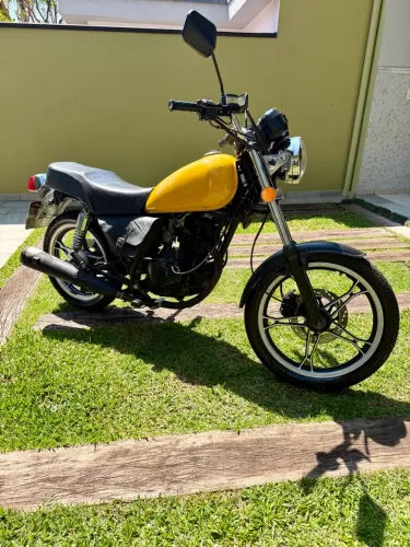 Suzuki Intruder 125