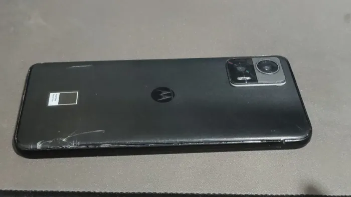 Edge 30 neo usado