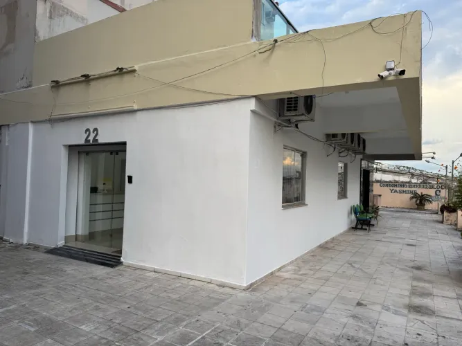 04 salas comerciais + recepção, mobiliadas para profissionais liberais. Almirante/ Lomas. 