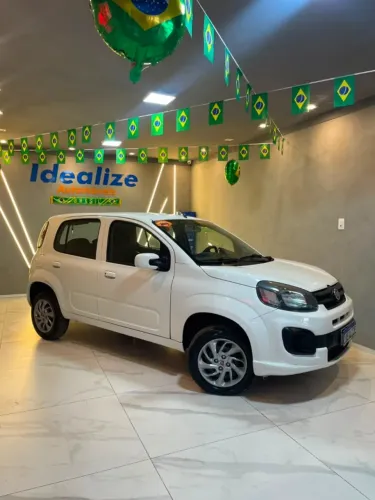 Fiat Uno Attractive 1.0 EVO Fire Flex 8V 5P 2021