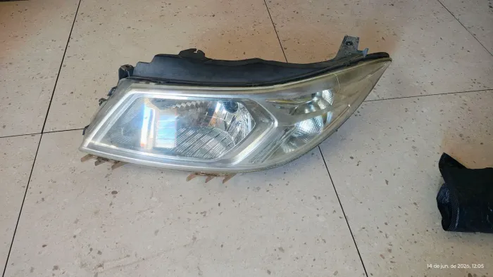 Farol dianteiro Onix prisma lado esquerdo