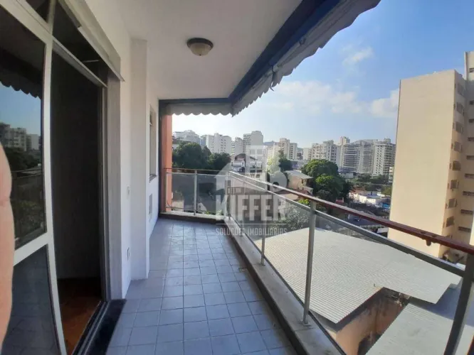 Apartamento com 2 quartos, 1 suíte, varanda, piscina, 1 vaga, à venda, 94m² por R$ 550.000