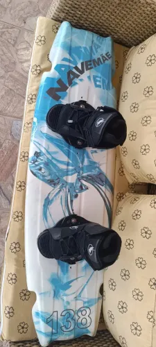 Prancha de Wakeboard Navis 138 - muito nova Impecável