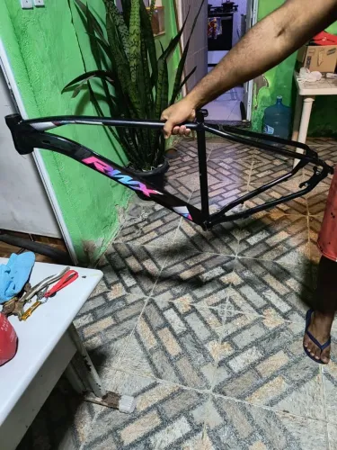 Quadro a29 RWX aço carbono ceito proposta ou troca