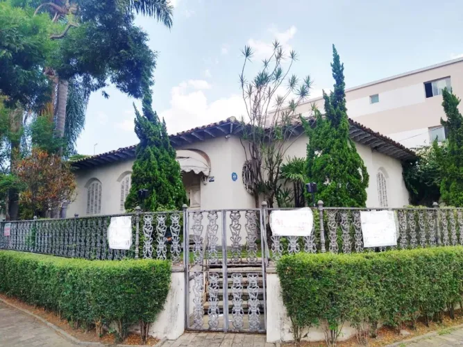 Casa para locação na Aclimação, com 216m², 02 dormitórios, sendo 02 suítes, 02 vagas Casa
